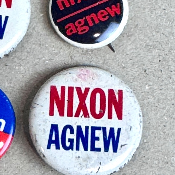 Vintage Politcal Finback Buttons Nixon Agnew - Picture 2 of 7